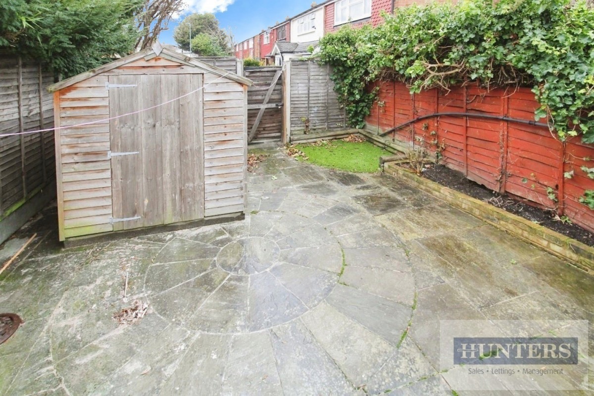 Douglas Road, Welling