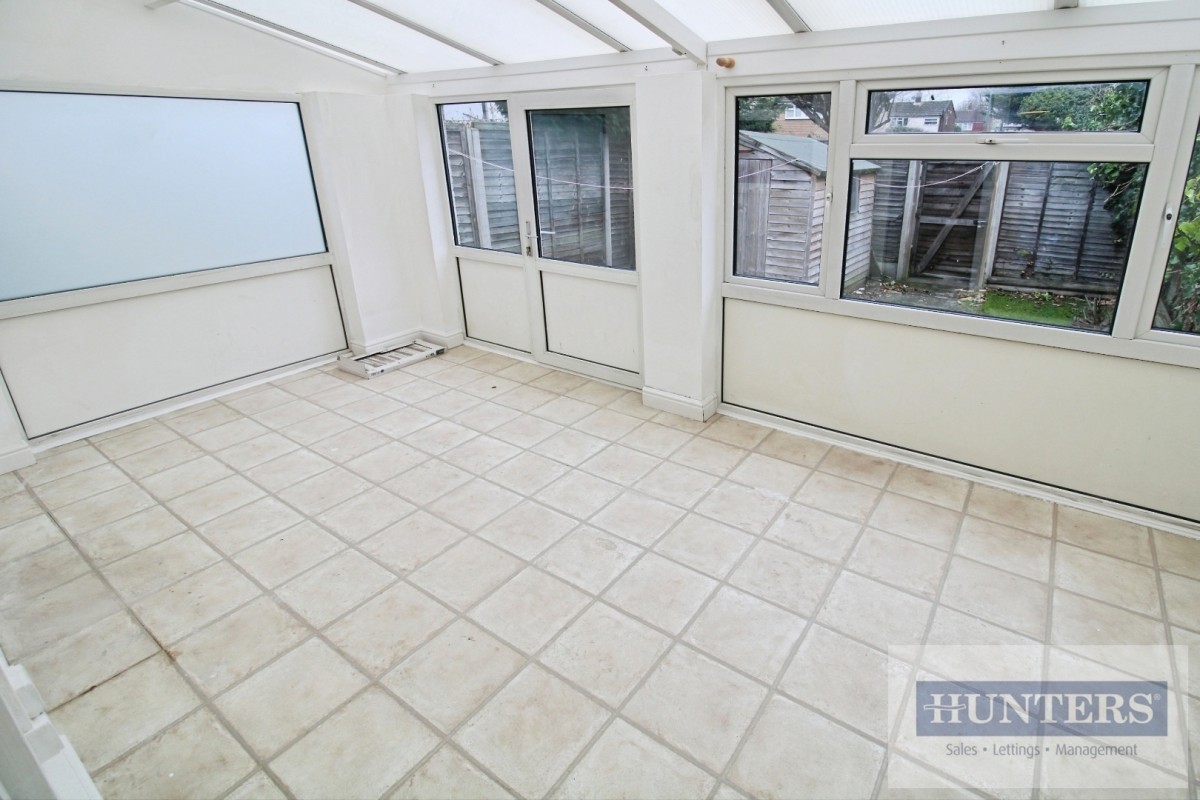 Douglas Road, Welling