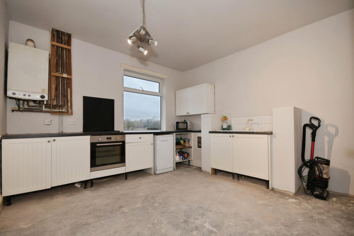 Hollin Hill Road, Clowne, Chesterfield, S43 4AX