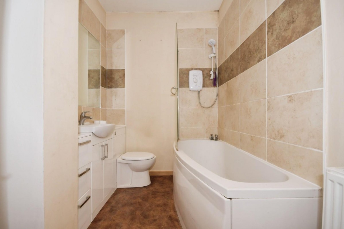 Hollin Hill Road, Clowne, Chesterfield, S43 4AX