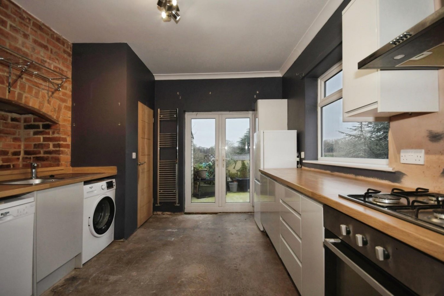 Hollin Hill Road, Clowne, Chesterfield, S43 4AX