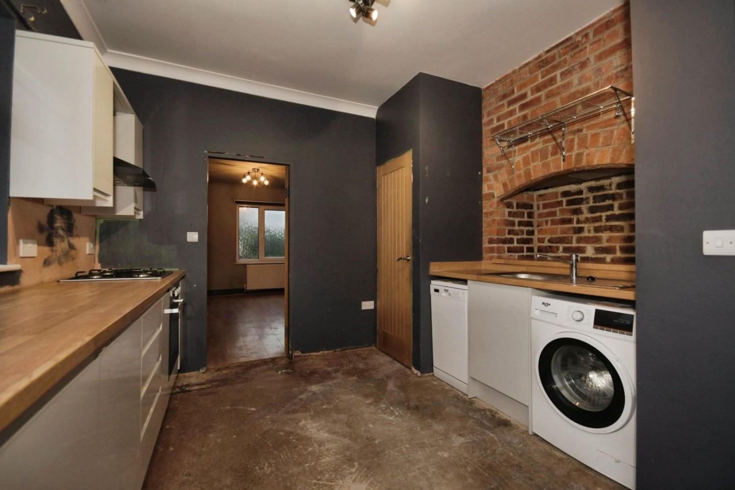 Hollin Hill Road, Clowne, Chesterfield, S43 4AX