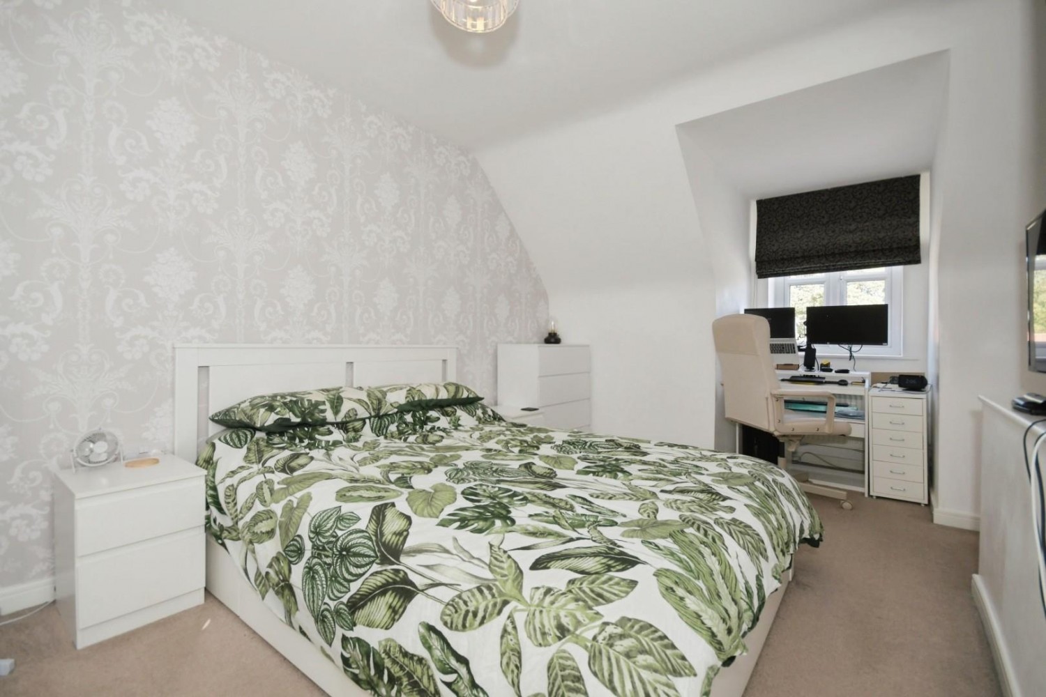 Vicarage Walk, Clowne, Chesterfield, S43 4FH