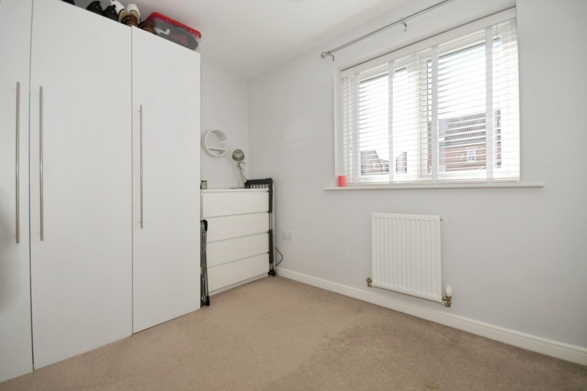 Vicarage Walk, Clowne, Chesterfield, S43 4FH