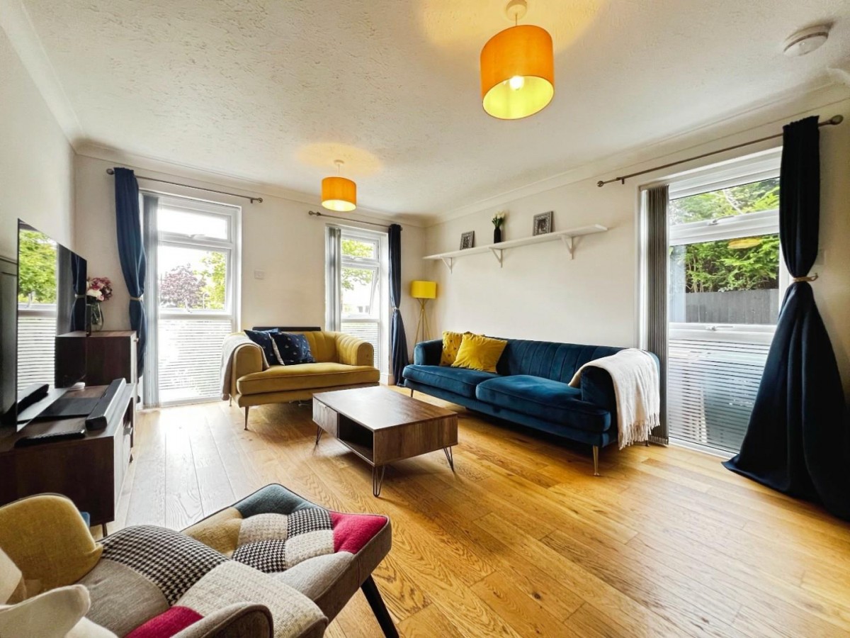 The Bulrushes, Ashford