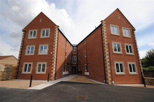 Barrow Court, Station Road, Barrow Hill, Chesterfield, S43 2PG