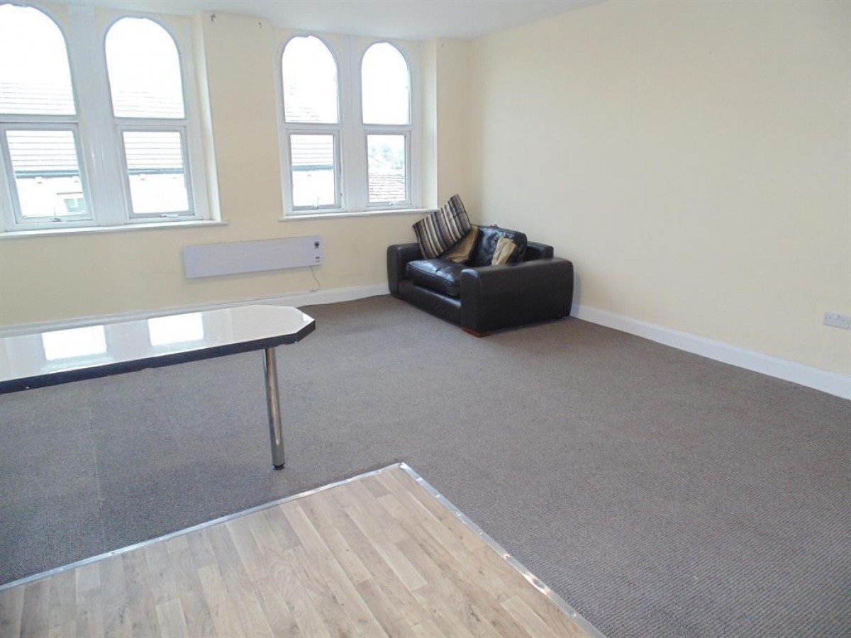 11 Commercial St, Batley, WF17 5HJ