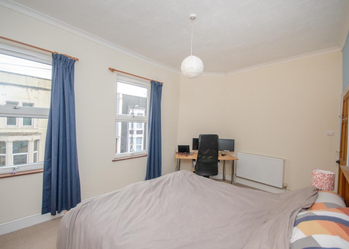 Chaplin Road, Easton, Bristol, BS5 0JY