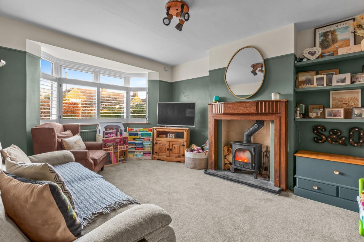 Plantation Road, Amersham, Buckinghamshire, HP6 6HW