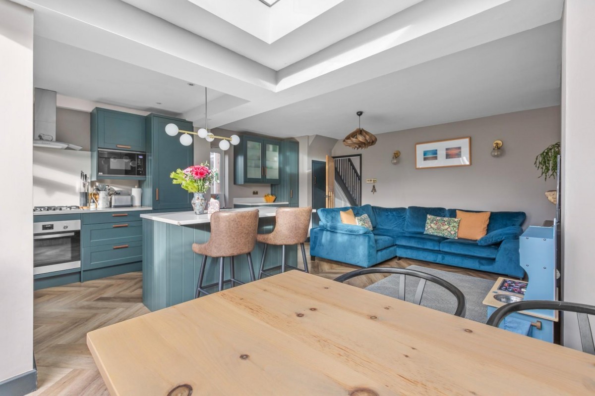 Plantation Road, Amersham, Buckinghamshire, HP6 6HW