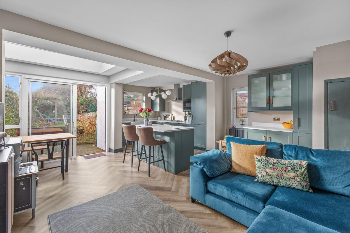 Plantation Road, Amersham, Buckinghamshire, HP6 6HW