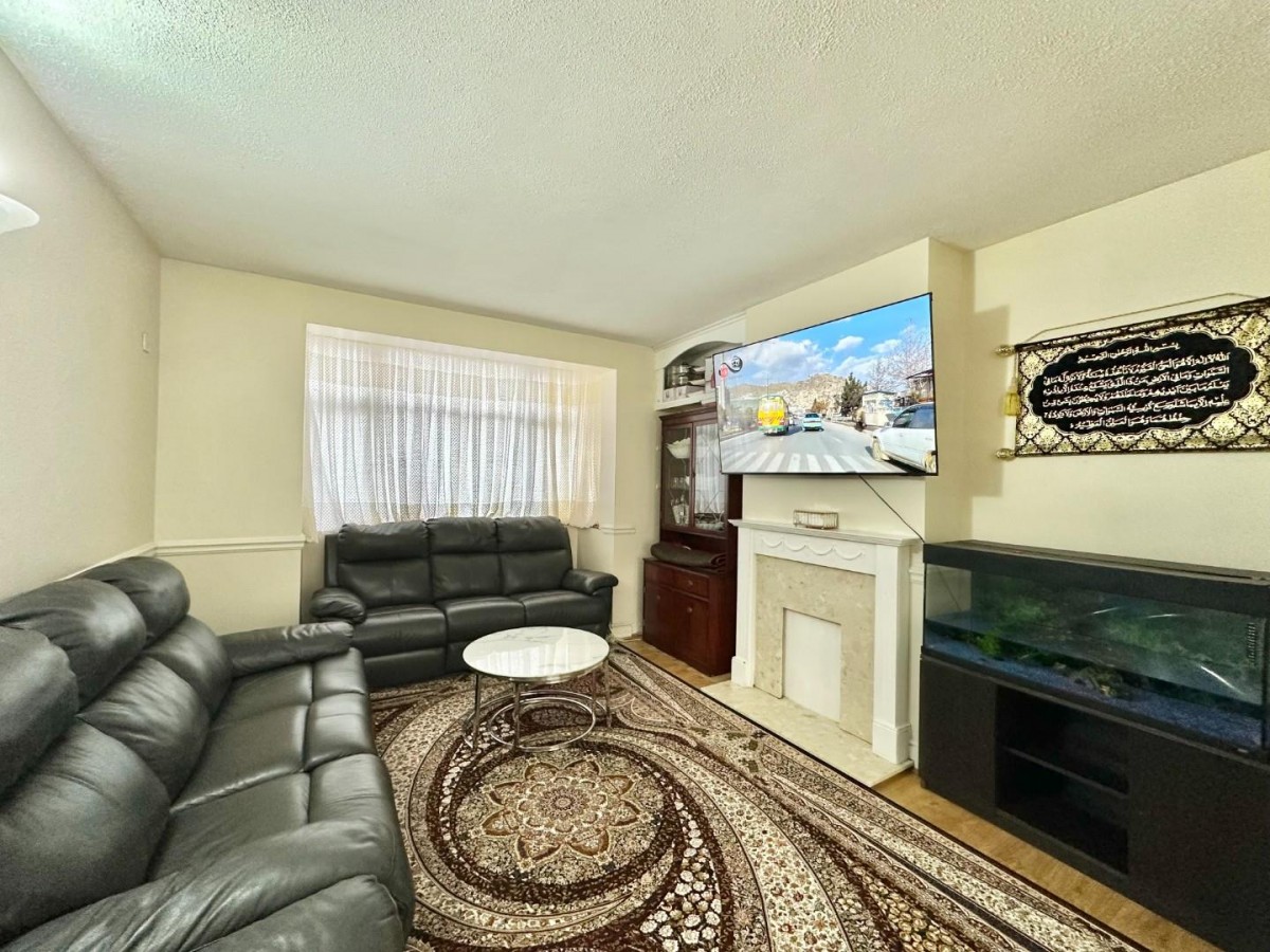 St. Marys Walk, Hayes