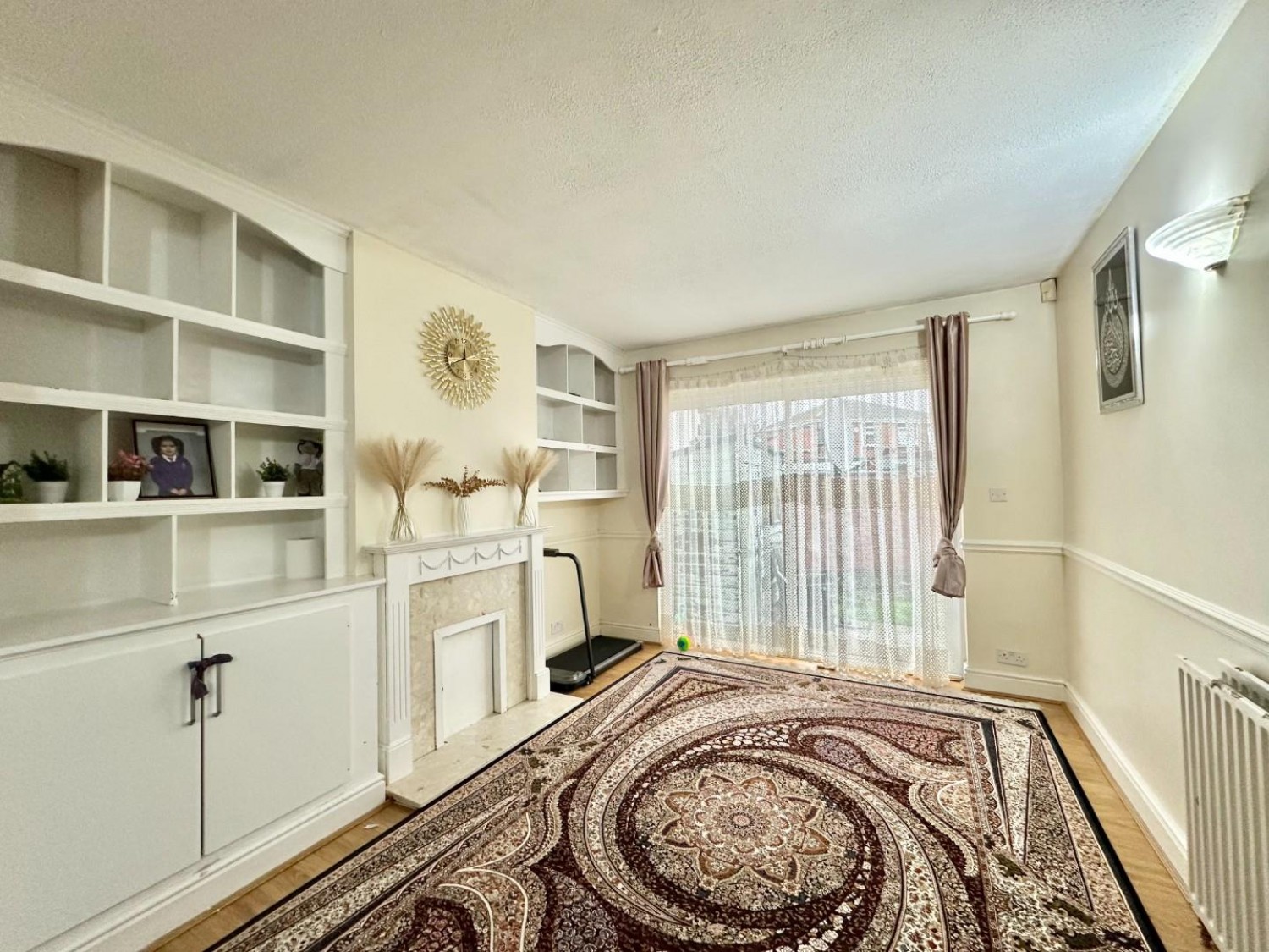 St. Marys Walk, Hayes