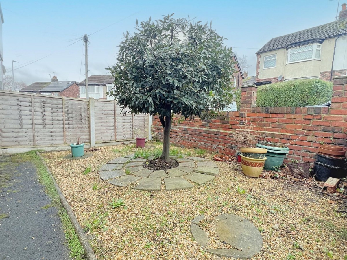 Hawthorn Grove, Rodley, LS13 1NH