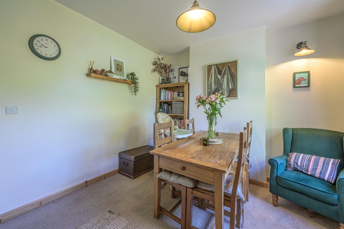 Glenside Cottages, Kinver Lane, Caunsall, DY11 5YJ