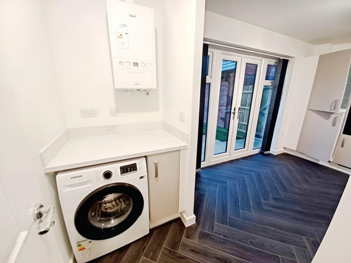 Dace Grove, Blythe Valley Park, Solihull, B90