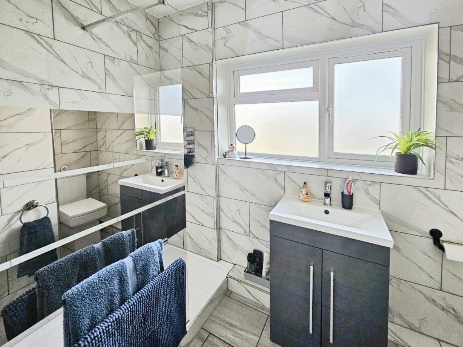 Cambridge Avenue, Dursley, GL11 4AU