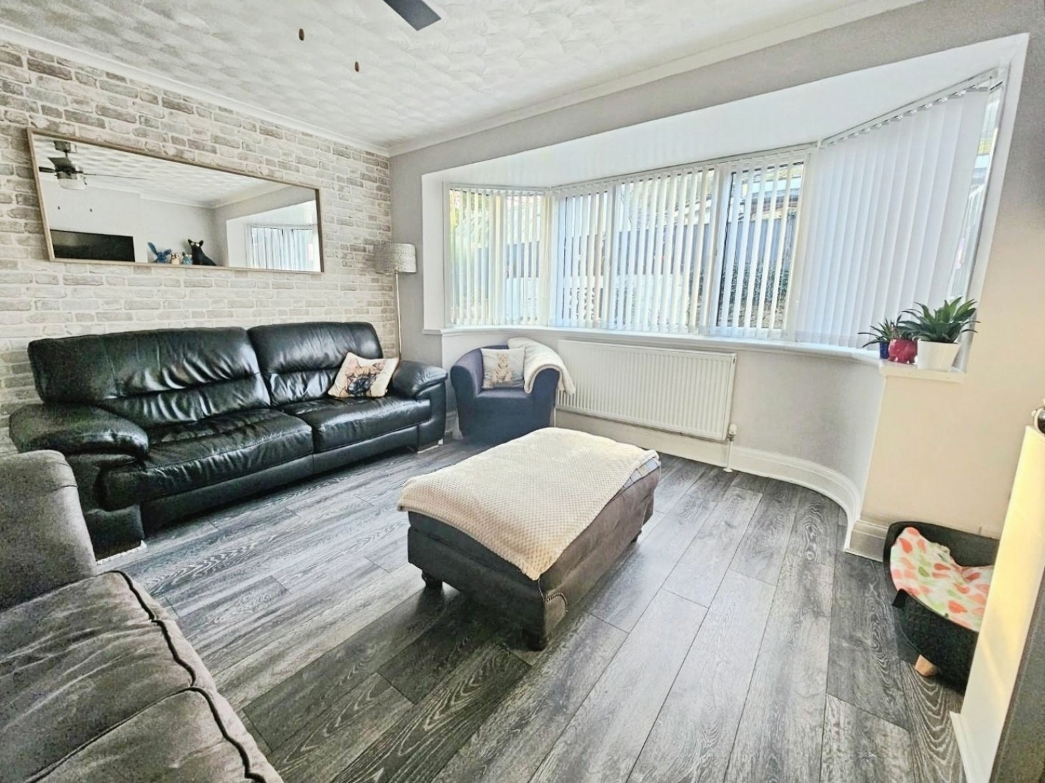 Cambridge Avenue, Dursley, GL11 4AU