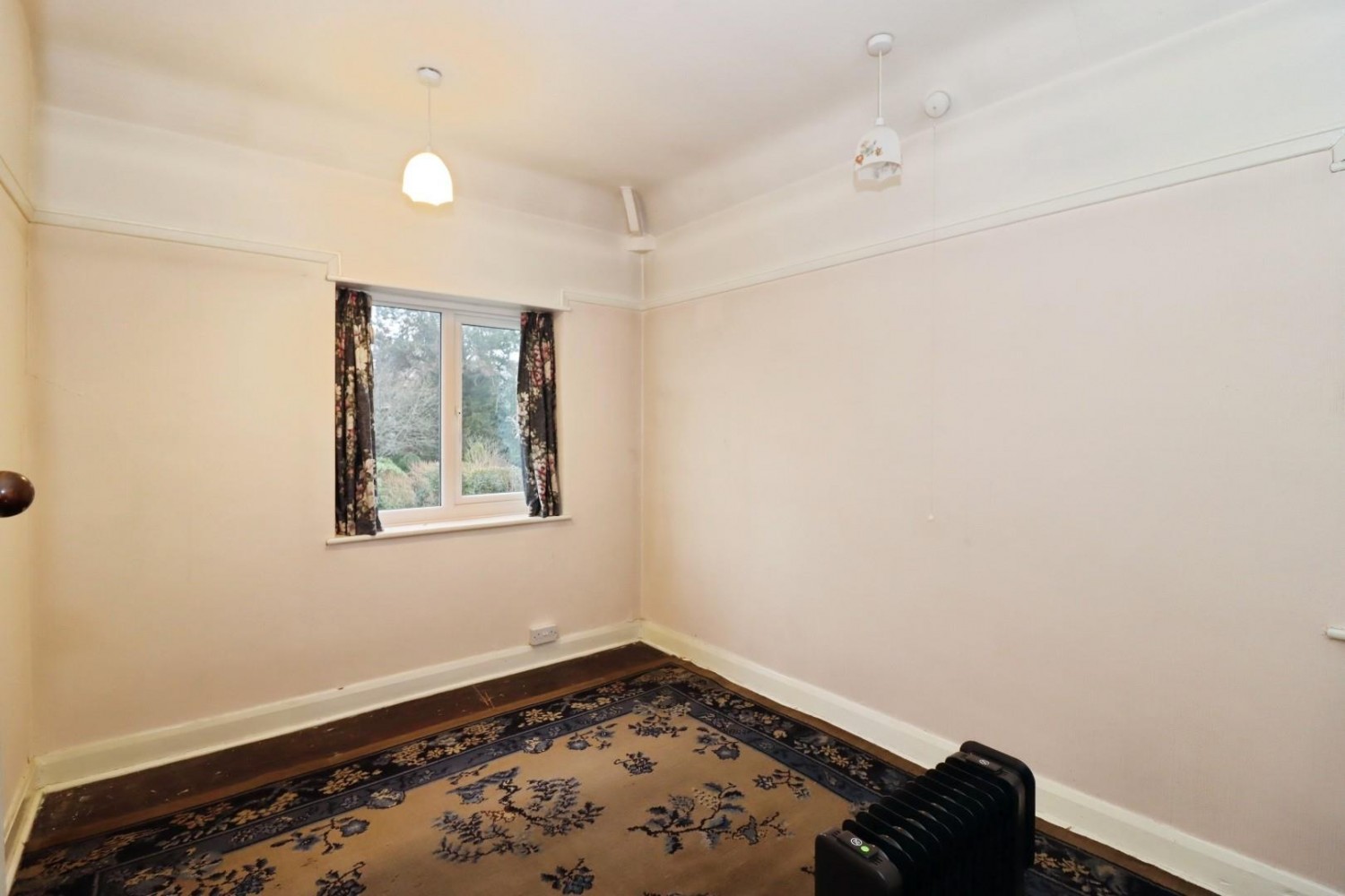 3 bedroom House for sale in Malvern Road, Brockwell, Chesterfield, S40 4DY