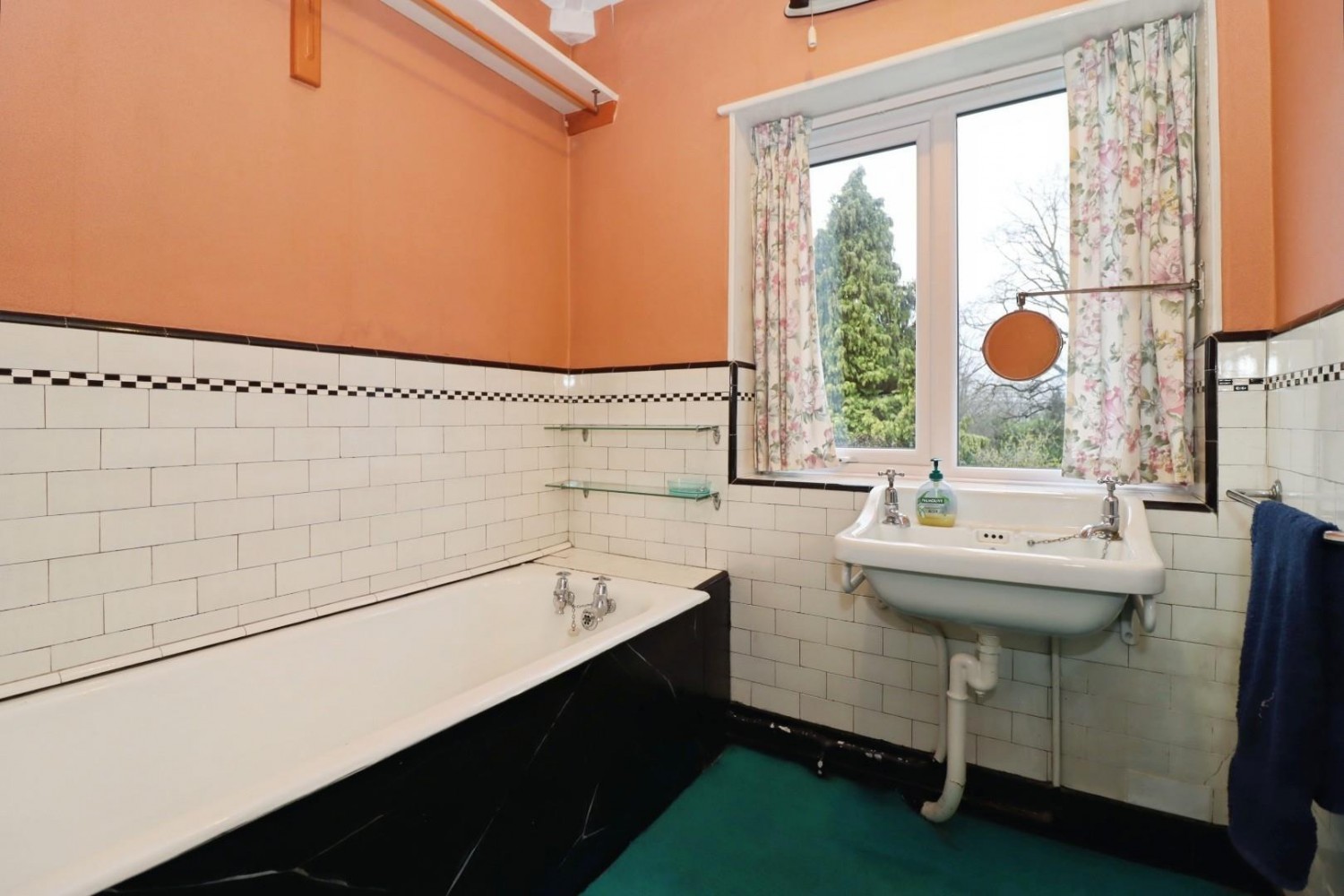 3 bedroom House for sale in Malvern Road, Brockwell, Chesterfield, S40 4DY