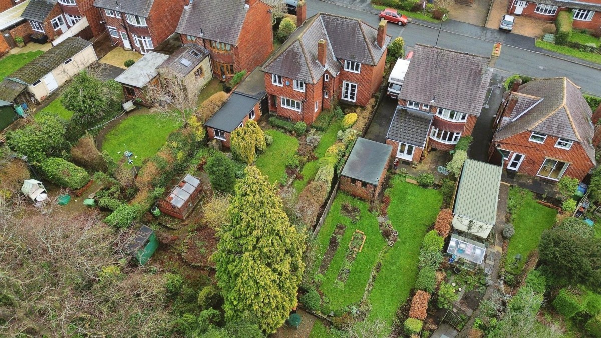 Malvern Road, Brockwell, Chesterfield, S40 4DY