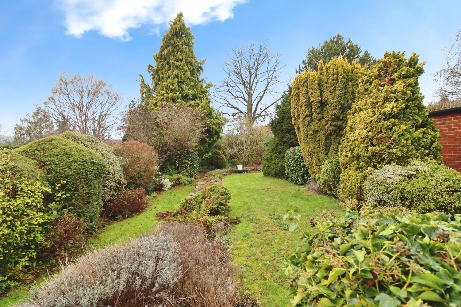 3 bedroom House for sale in Malvern Road, Brockwell, Chesterfield, S40 4DY