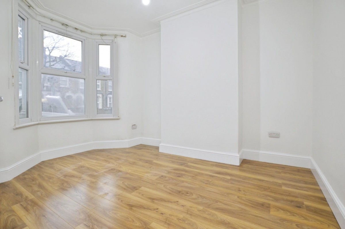 Sutton Court Road, London