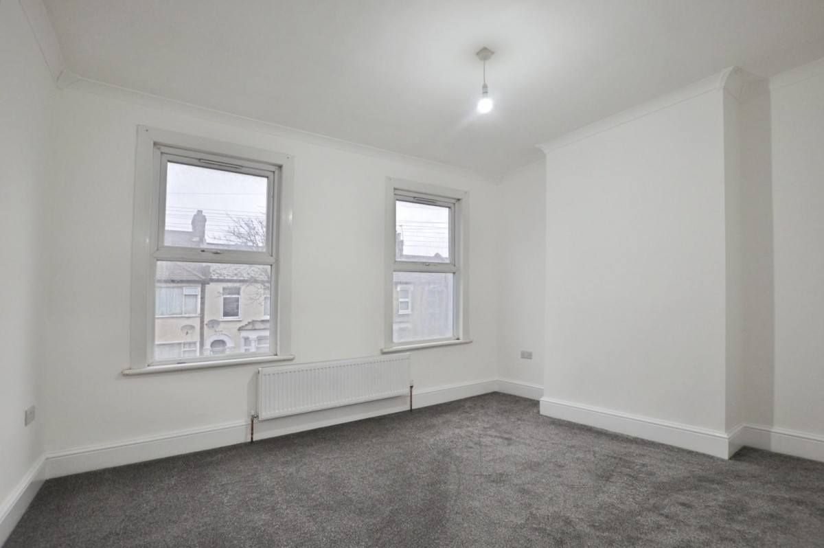 Sutton Court Road, London