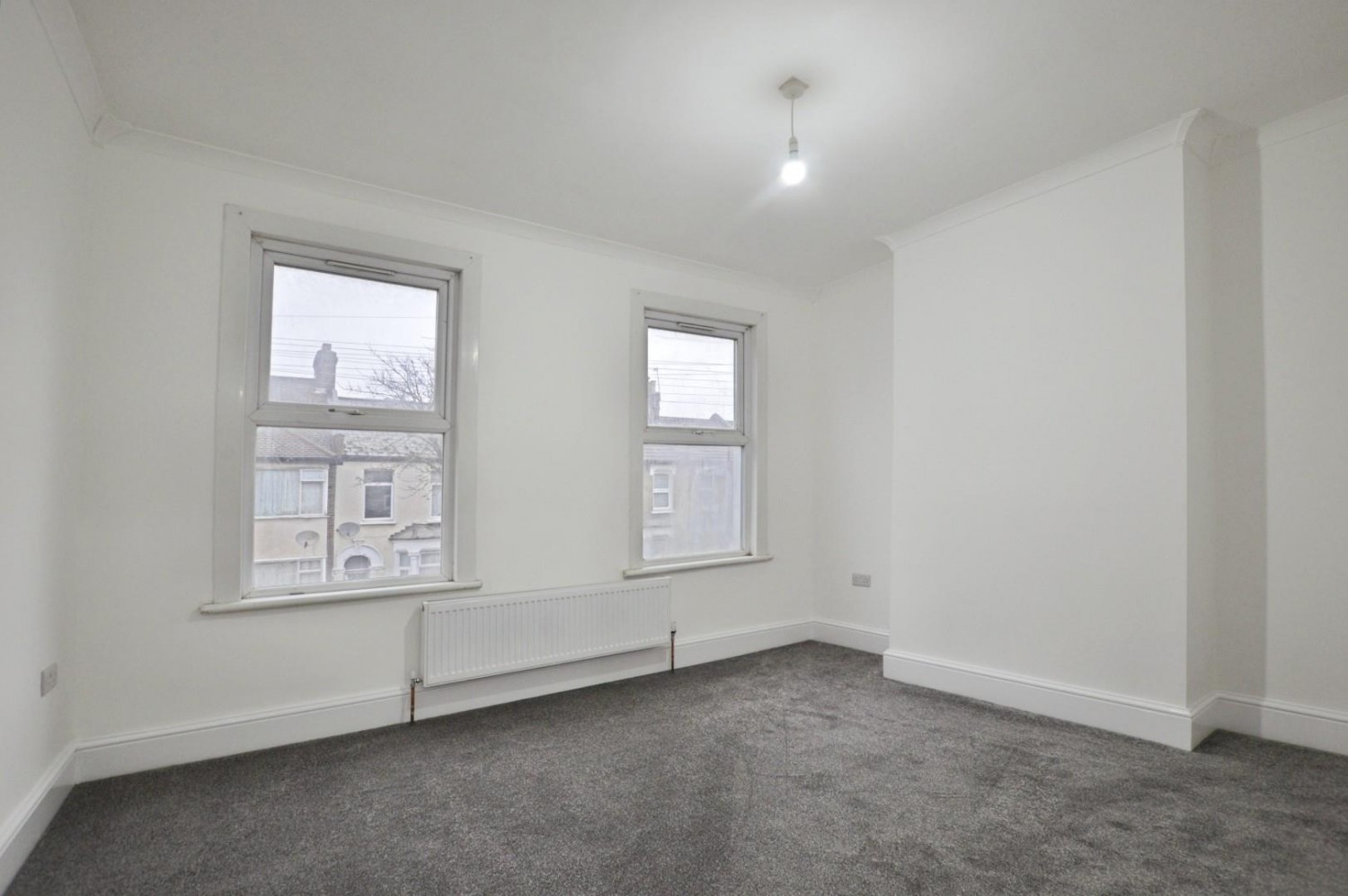 Sutton Court Road, London