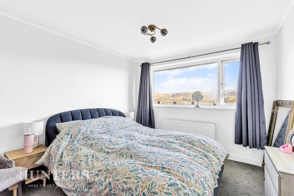 Shore Mount, Shore, Littleborough, OL15 8EN