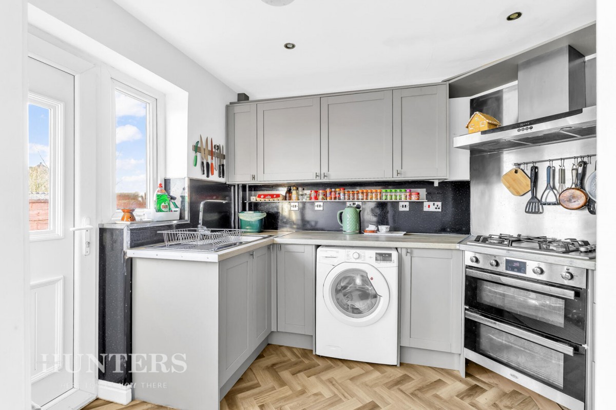 Shore Mount, Shore, Littleborough, OL15 8EN