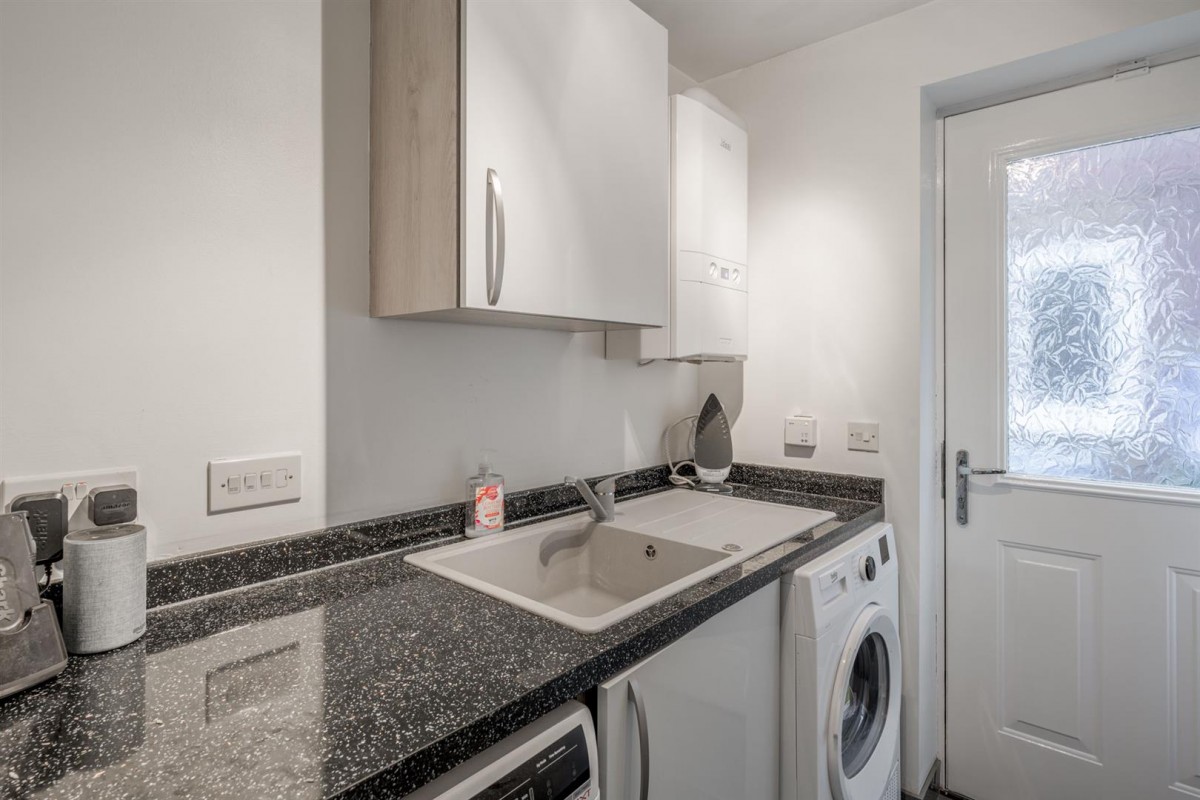 Oaklands, Wombourne, WV5 0AJ