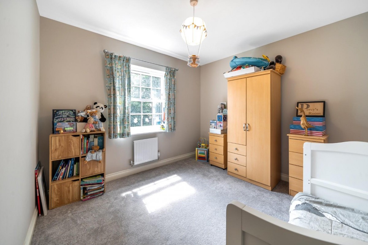 Wisteria Park Gardens