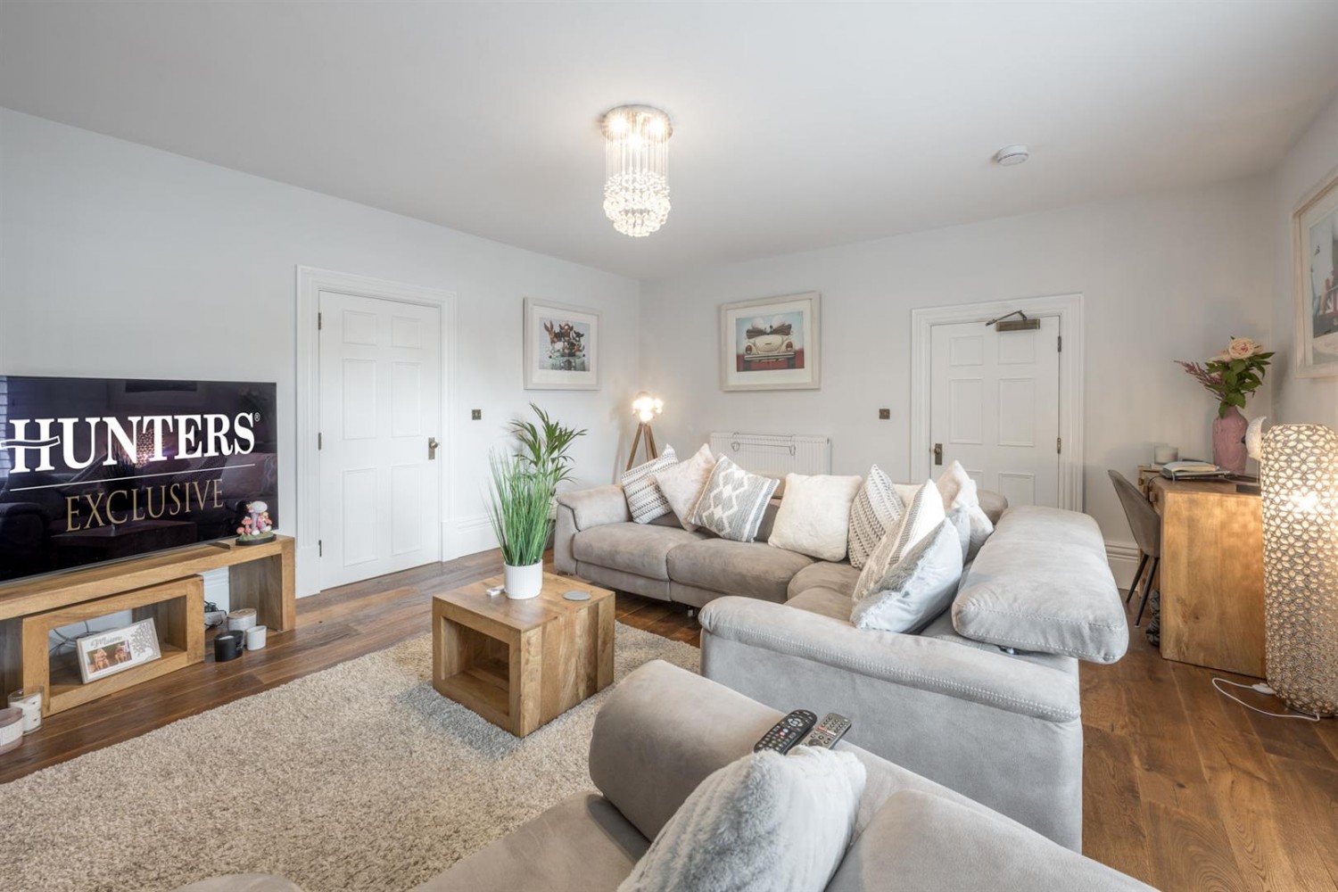 Broadfield House, Kingswinford, DY6 9NS