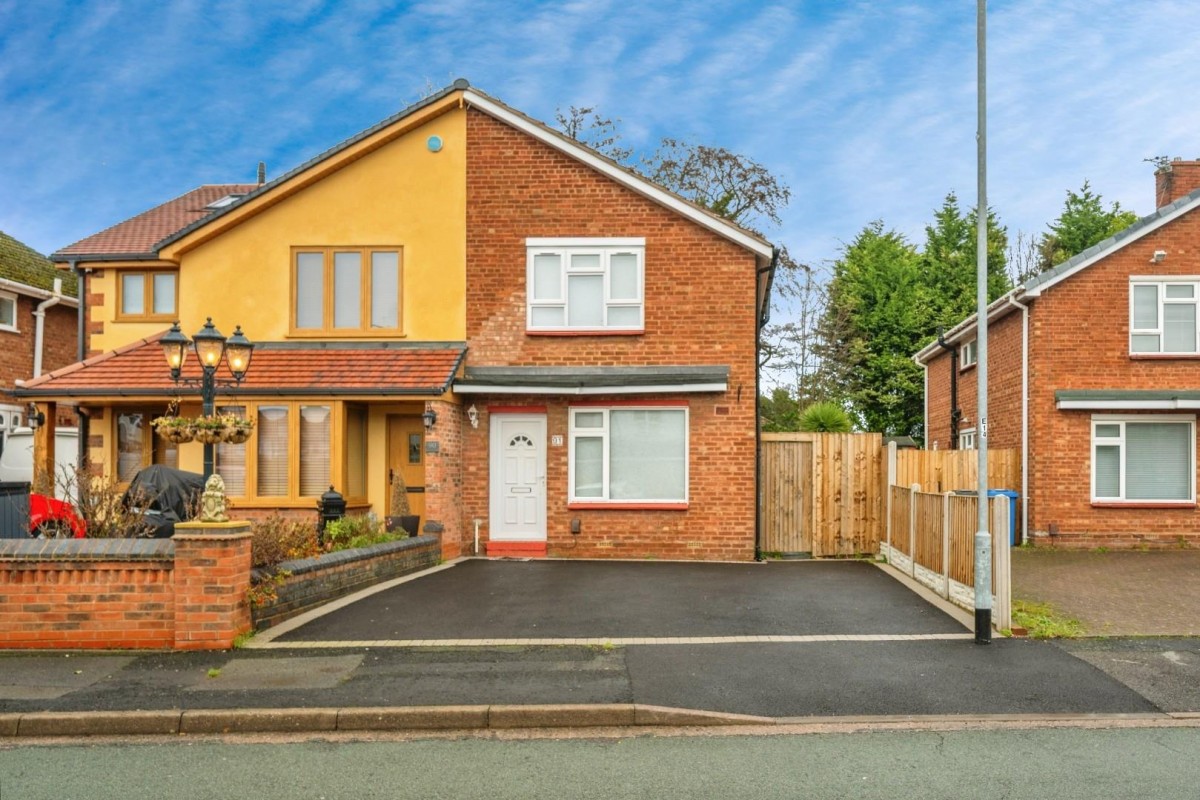 Deer Park Road, Fazeley, Tamworth