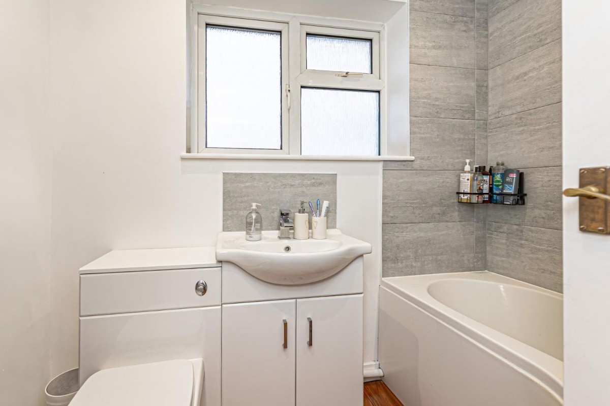 Drummond Ride, Tring, HP23 5DF