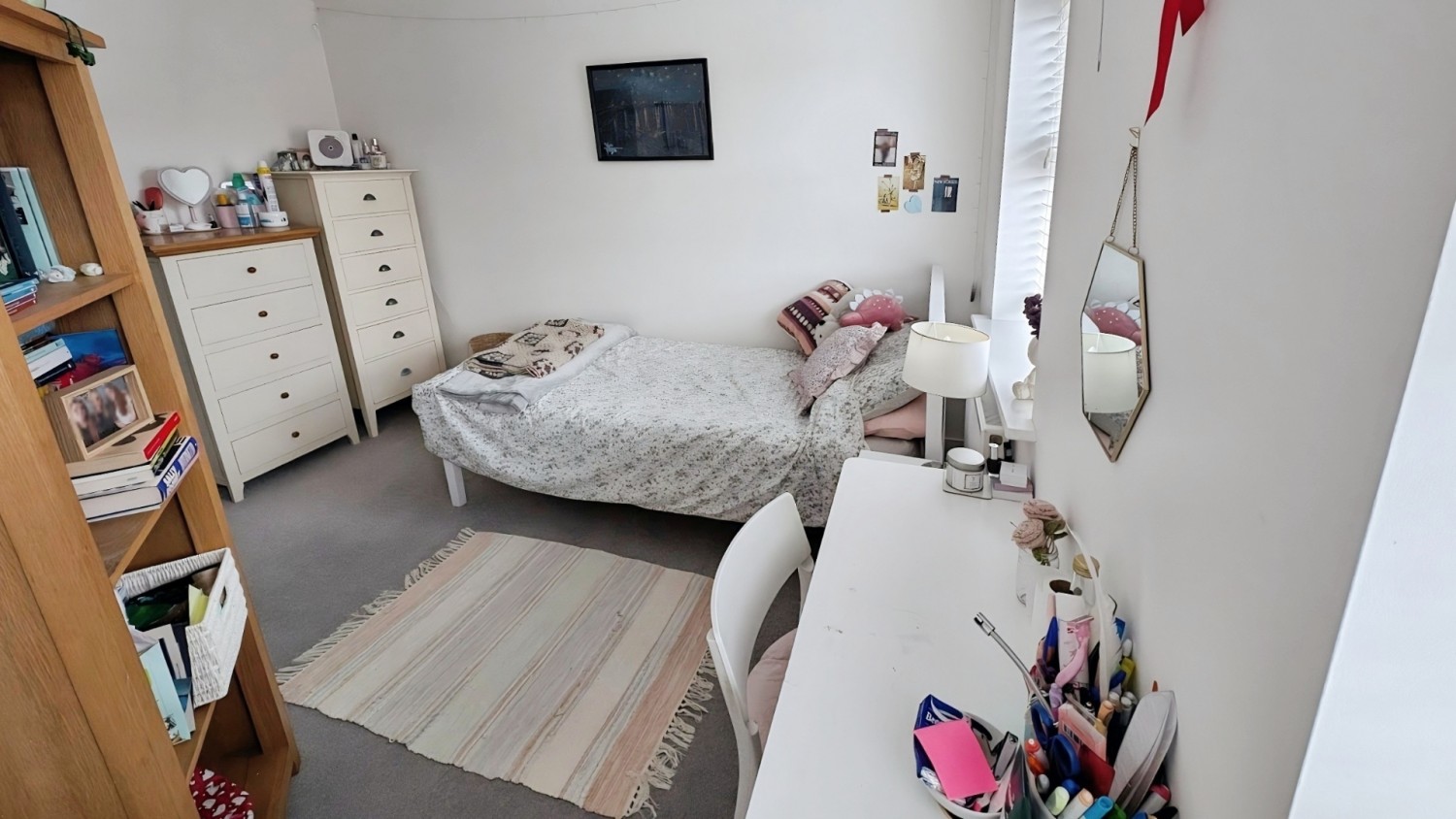 Amberley Gardens, Yate BS37