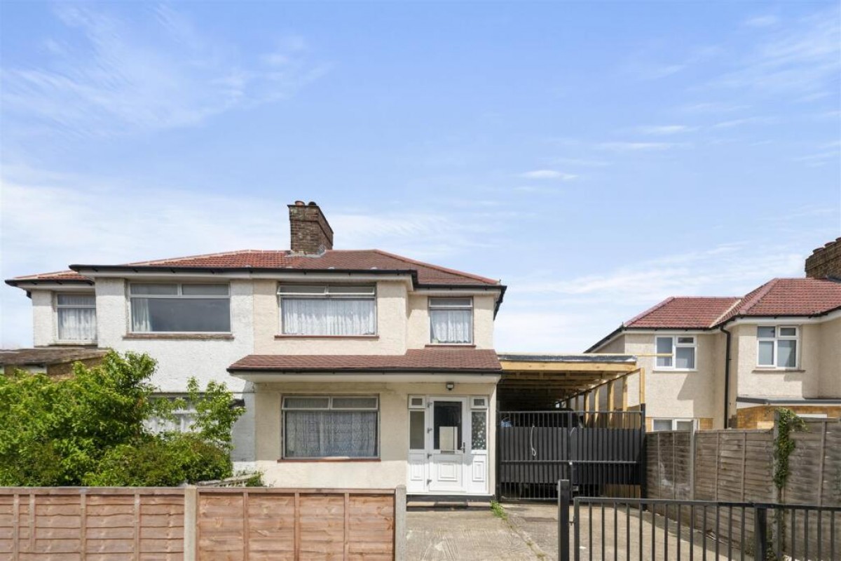 Coronation Road, Hayes