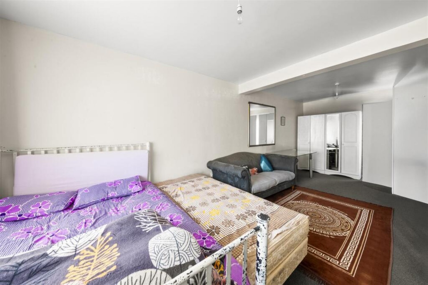 Coronation Road, Hayes