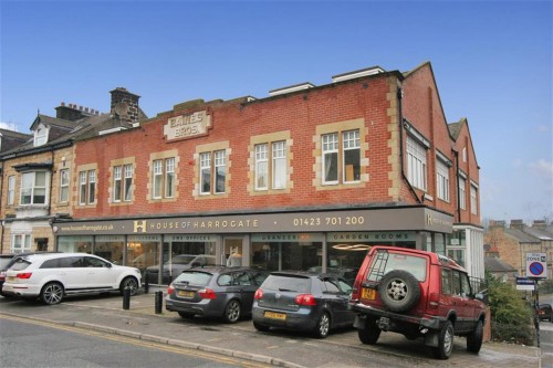 Apt 8 Baines House, 2A Cheltenham Mount