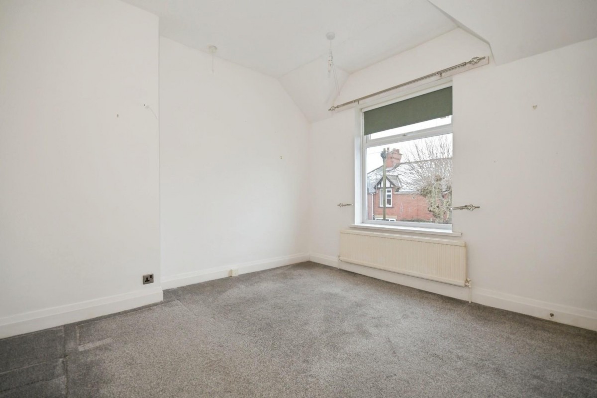 Devonshire Avenue East, Hasland, Chesterfield, S41 0AE