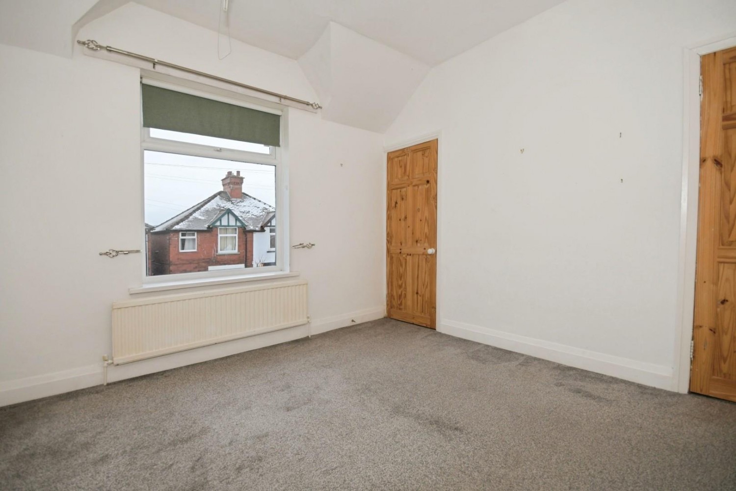 Devonshire Avenue East, Hasland, Chesterfield, S41 0AE
