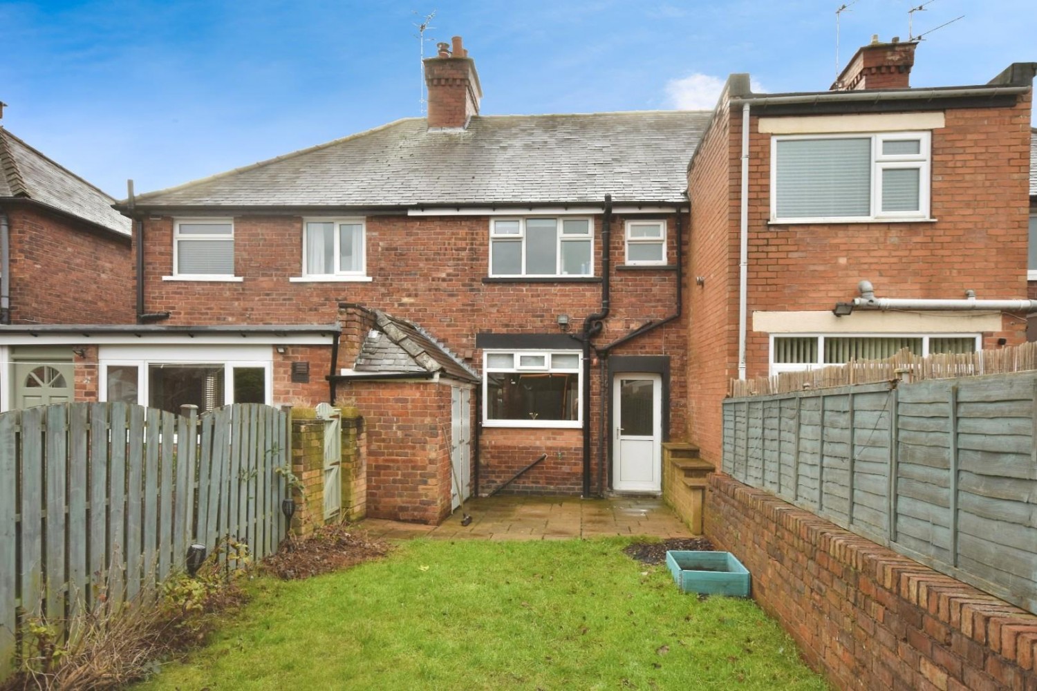 Devonshire Avenue East, Hasland, Chesterfield, S41 0AE