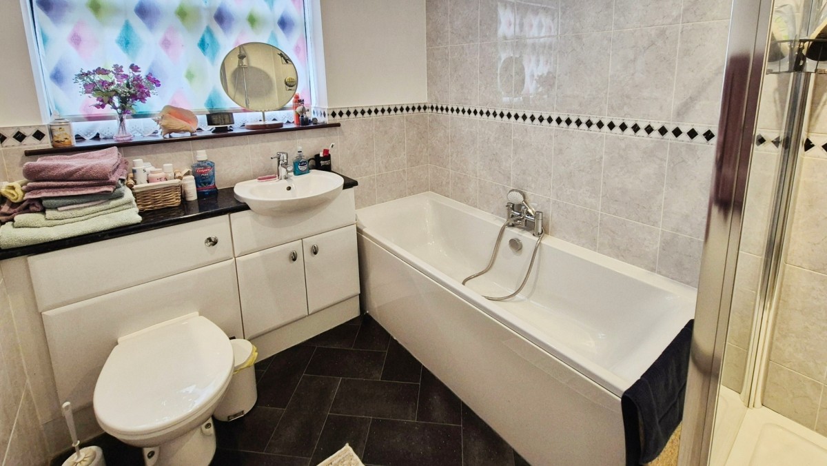 Wheatcroft Close, Burntwood