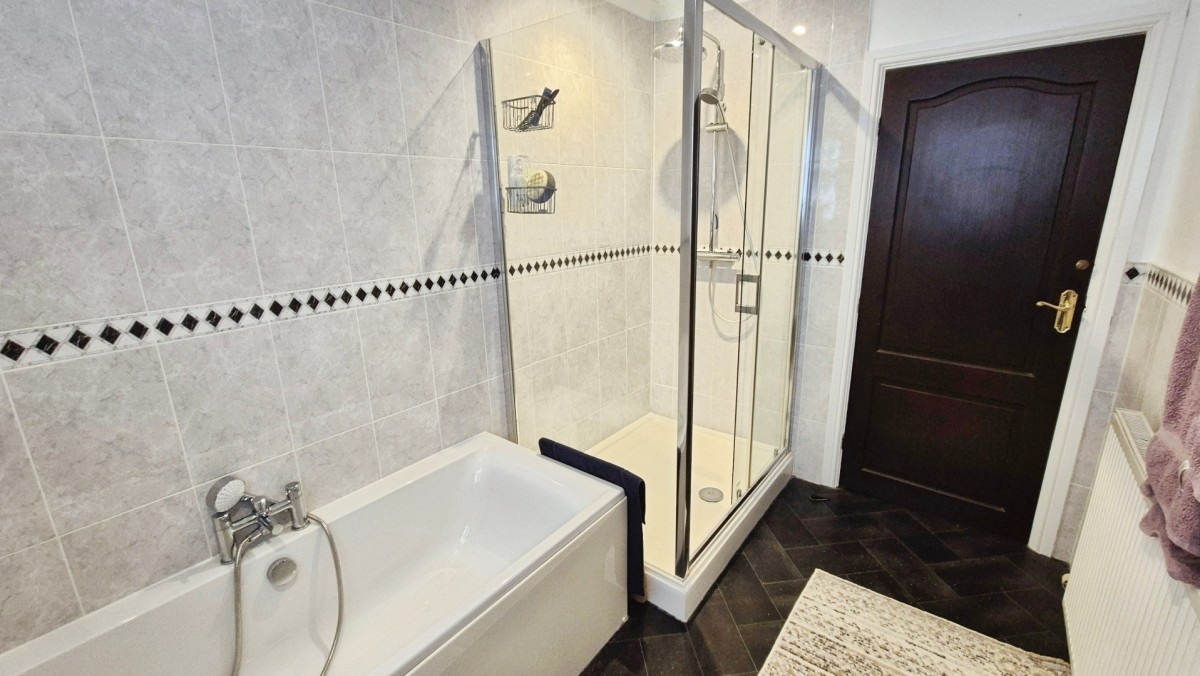 Wheatcroft Close, Burntwood