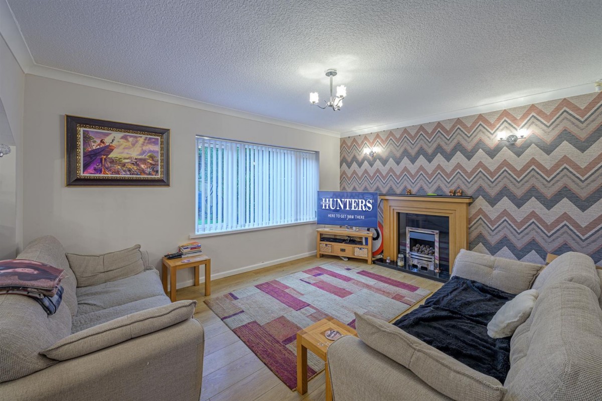 Barnett Close, Kingswinford, DY6 9PW