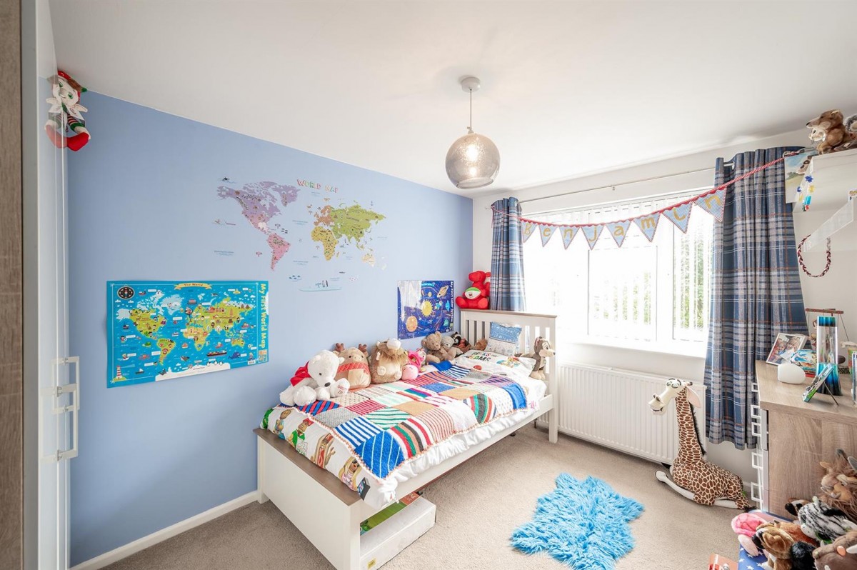 Barnett Close, Kingswinford, DY6 9PW