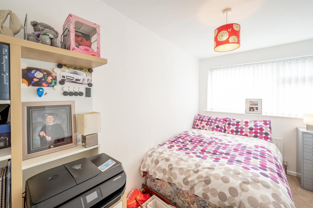 Barnett Close, Kingswinford, DY6 9PW