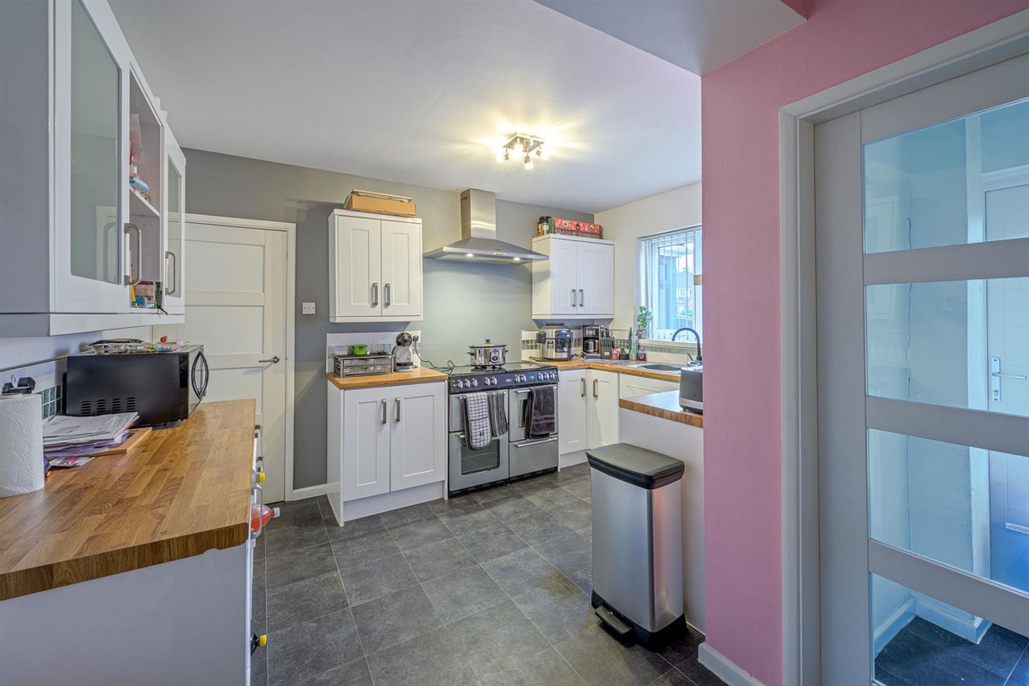 Barnett Close, Kingswinford, DY6 9PW