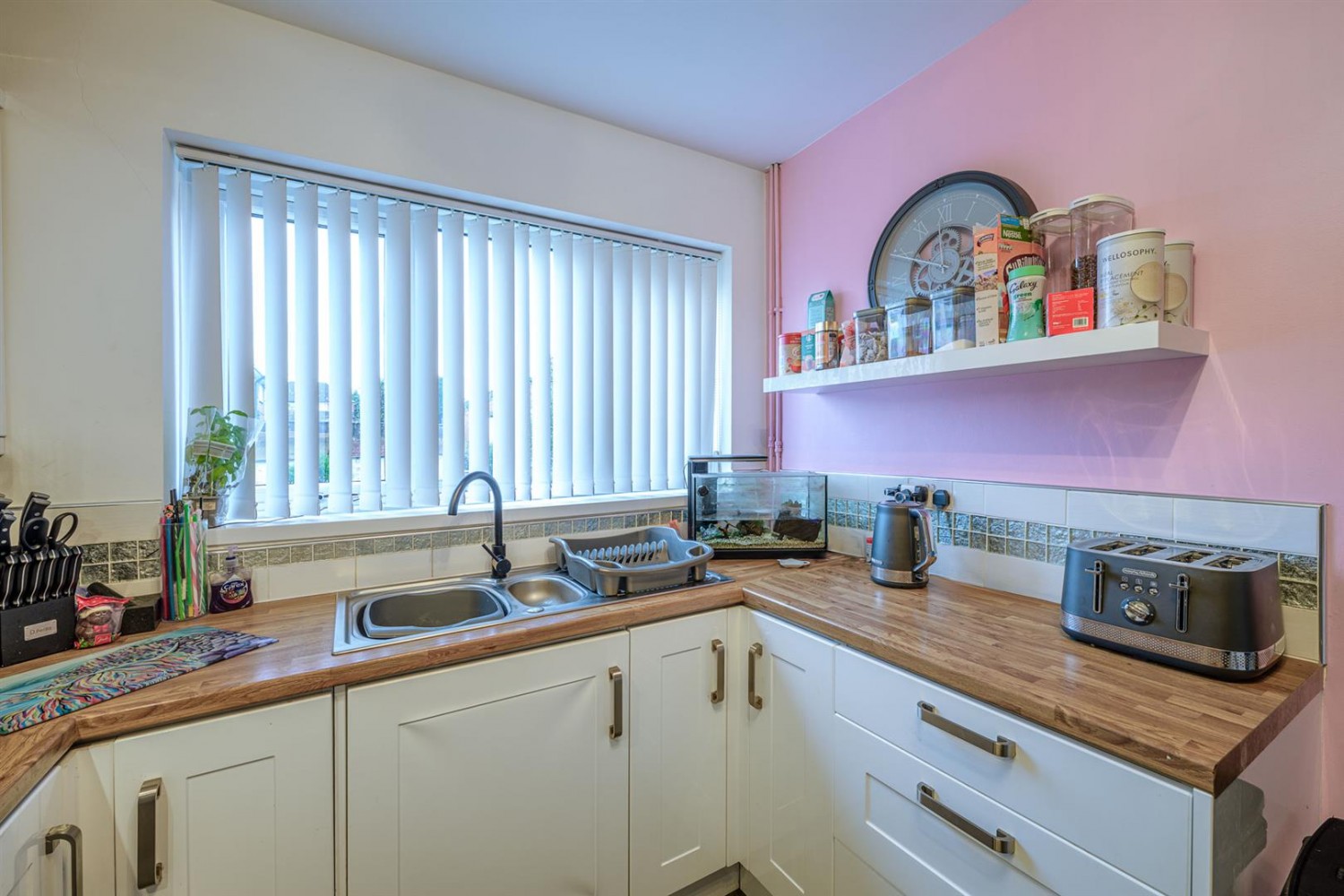 Barnett Close, Kingswinford, DY6 9PW